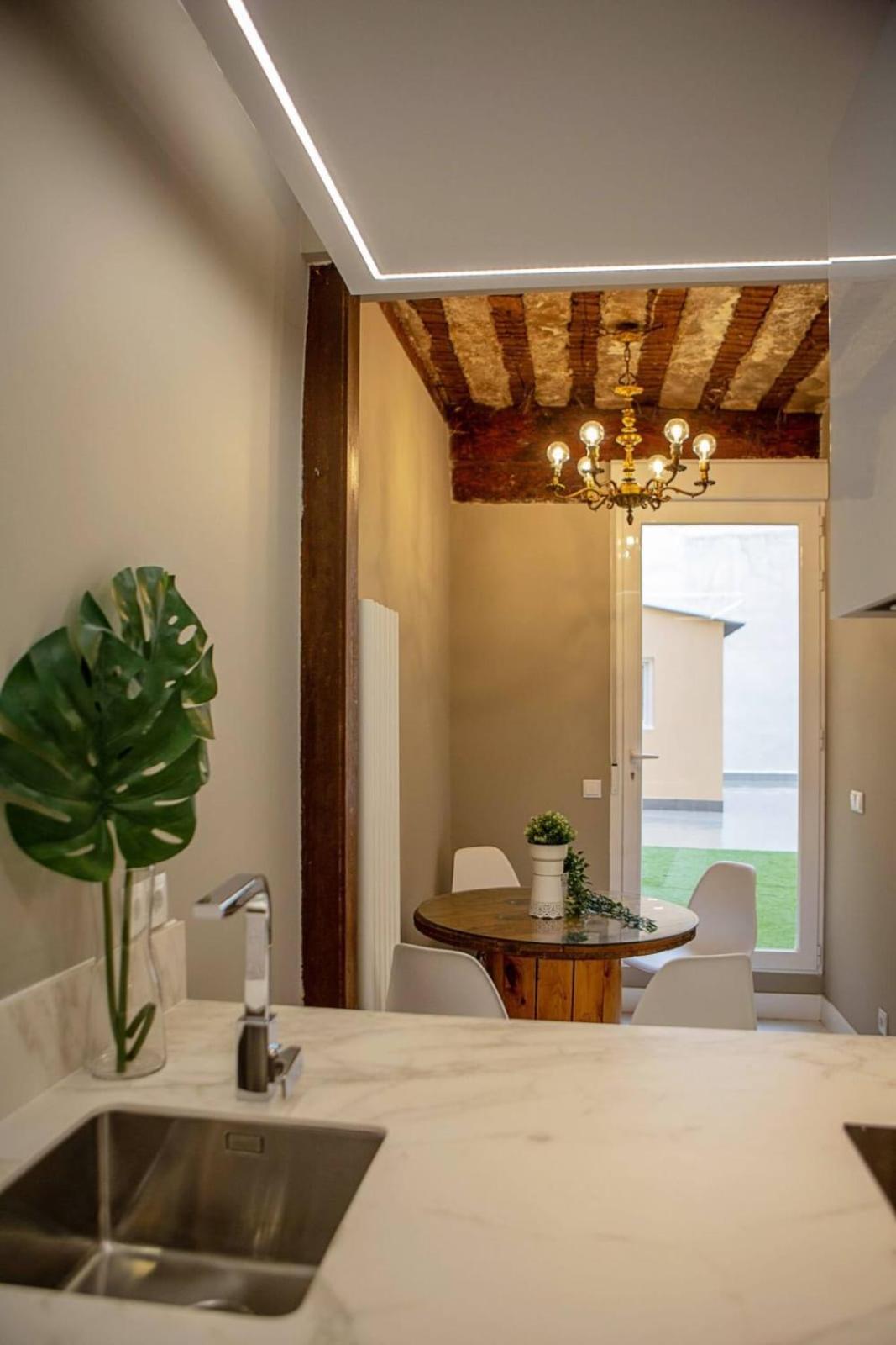 Cozy 2Bed2Bath&Patio W Bedbath In Mdrd'S Center Daire Madrid Dış mekan fotoğraf